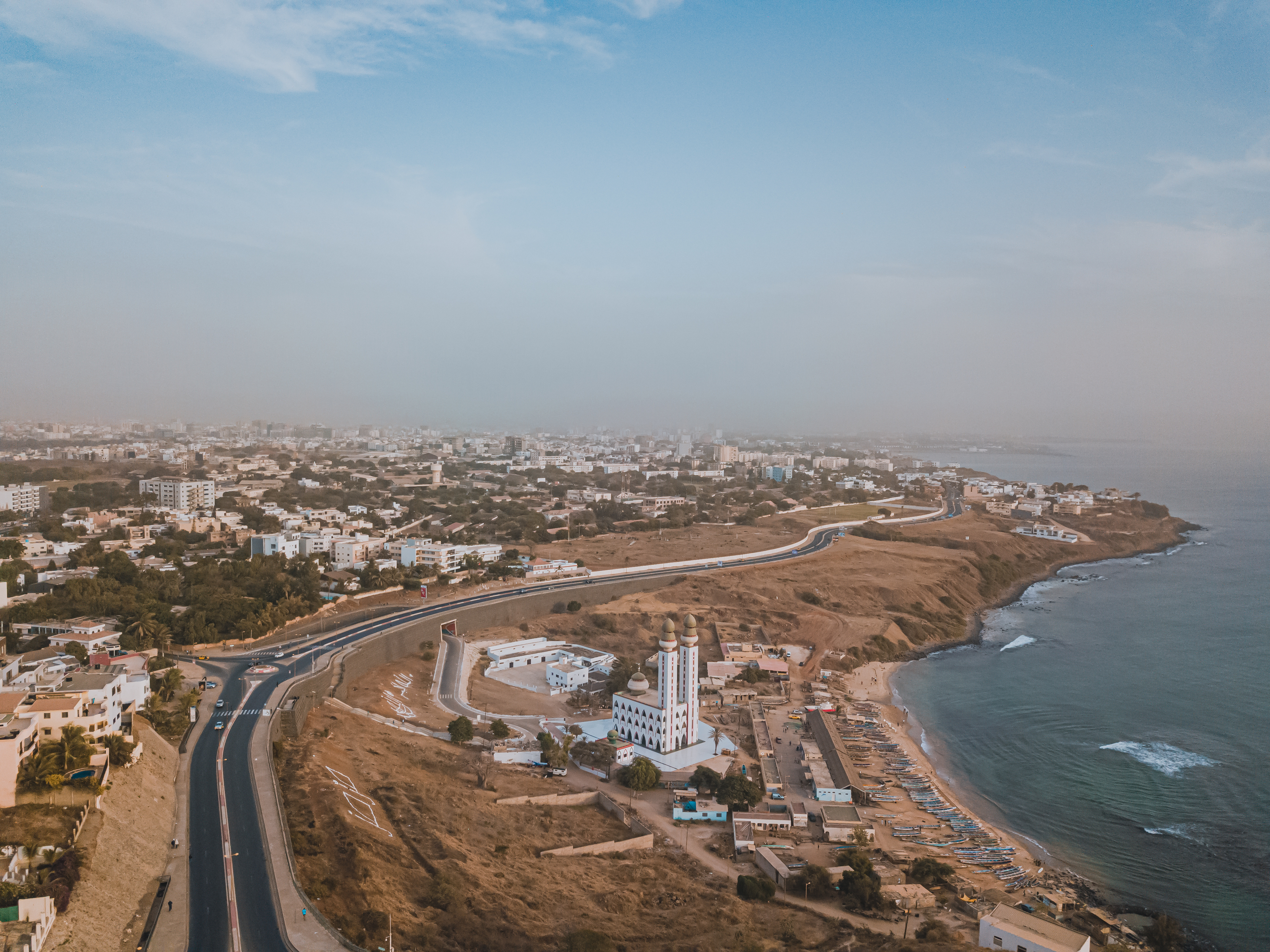 Découvrez la richesse culturelle et religieuse du Sénégal avec Sen'DRIVE Solutions